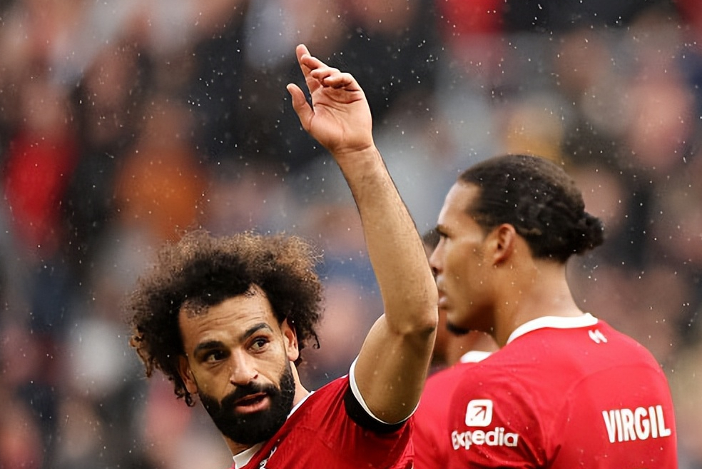 爱游戏-包含萨拉赫赛事官方发布突破纪录新规，美国队争议不断！的词条